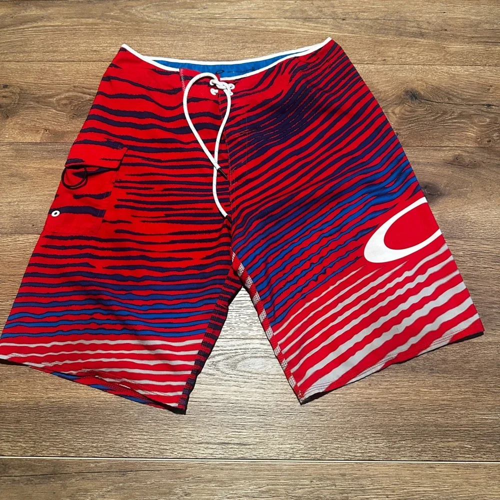 Y2K Oakley Red Blue Tiger Stripe Board Shorts Mens 32